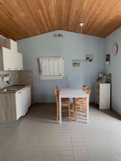 Sunny Grandma'S Garden Apartment Baška Extérieur photo